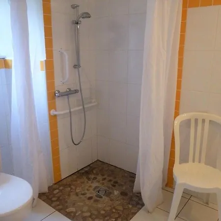 펜션 Avec Grande Terrasse, Pres De Lavaudieu Et Accessible Pmr - Fr-1-582-217 Mazerat-Aurouze